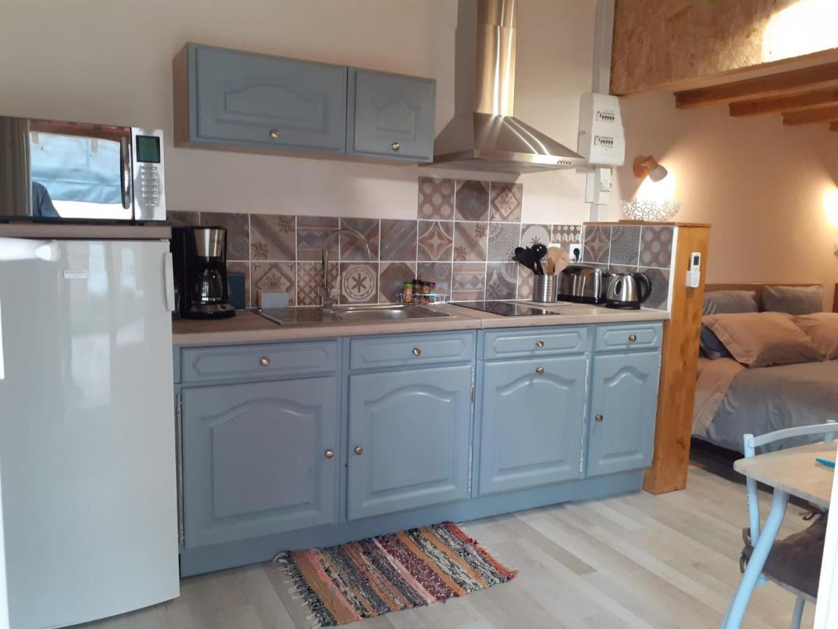 Studio Independant Dans Villa Neffies Екстериор снимка